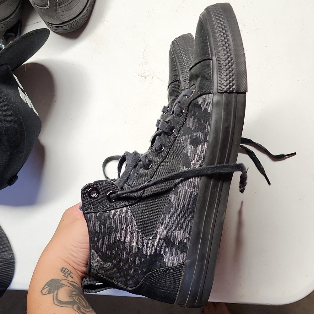Camo converse